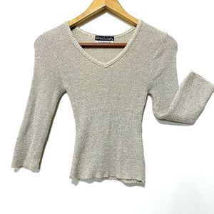 V-neck cute golden sweater